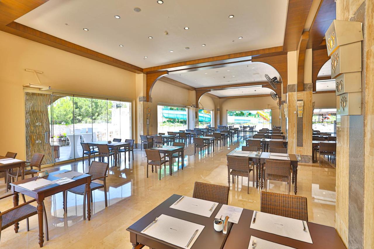 Crystal Sunset Luxury Resort & Spa Side Exterior foto